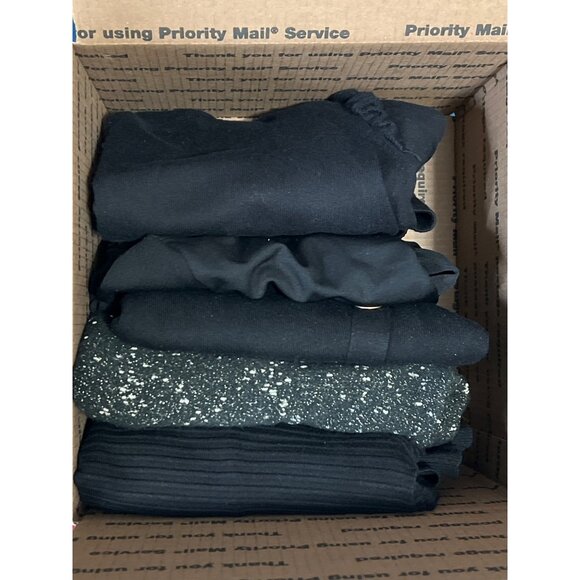 5 Piece Mystery Box Size L of Black Sweaters - Picture 3 of 6